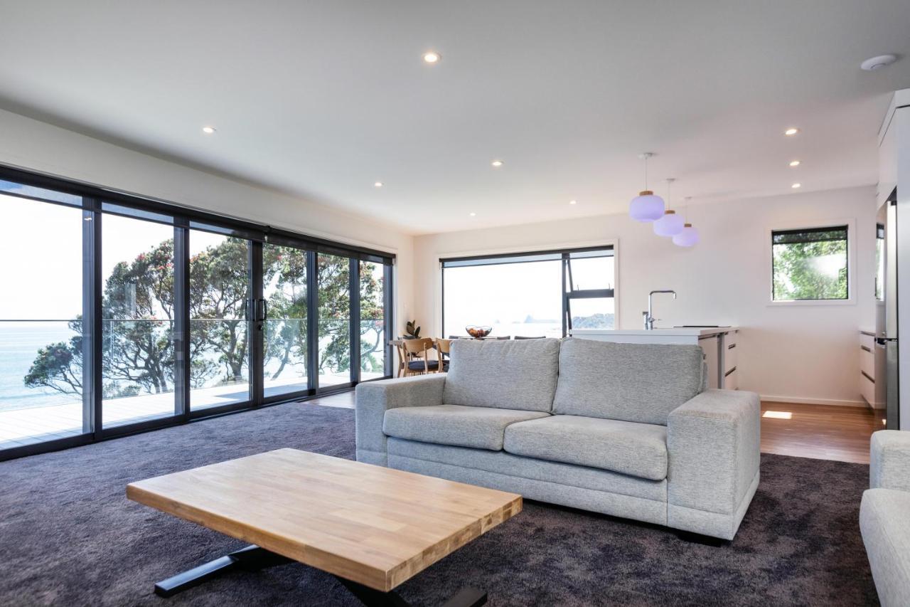 Oakura Beach Front Apartments Eksteriør bilde