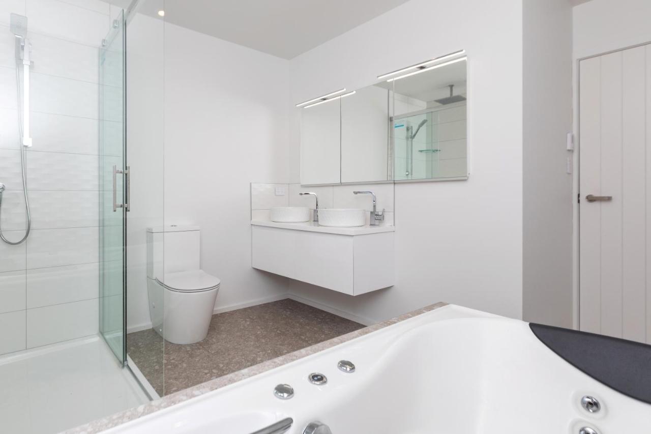 Oakura Beach Front Apartments Eksteriør bilde