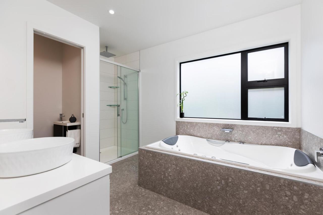 Oakura Beach Front Apartments Eksteriør bilde